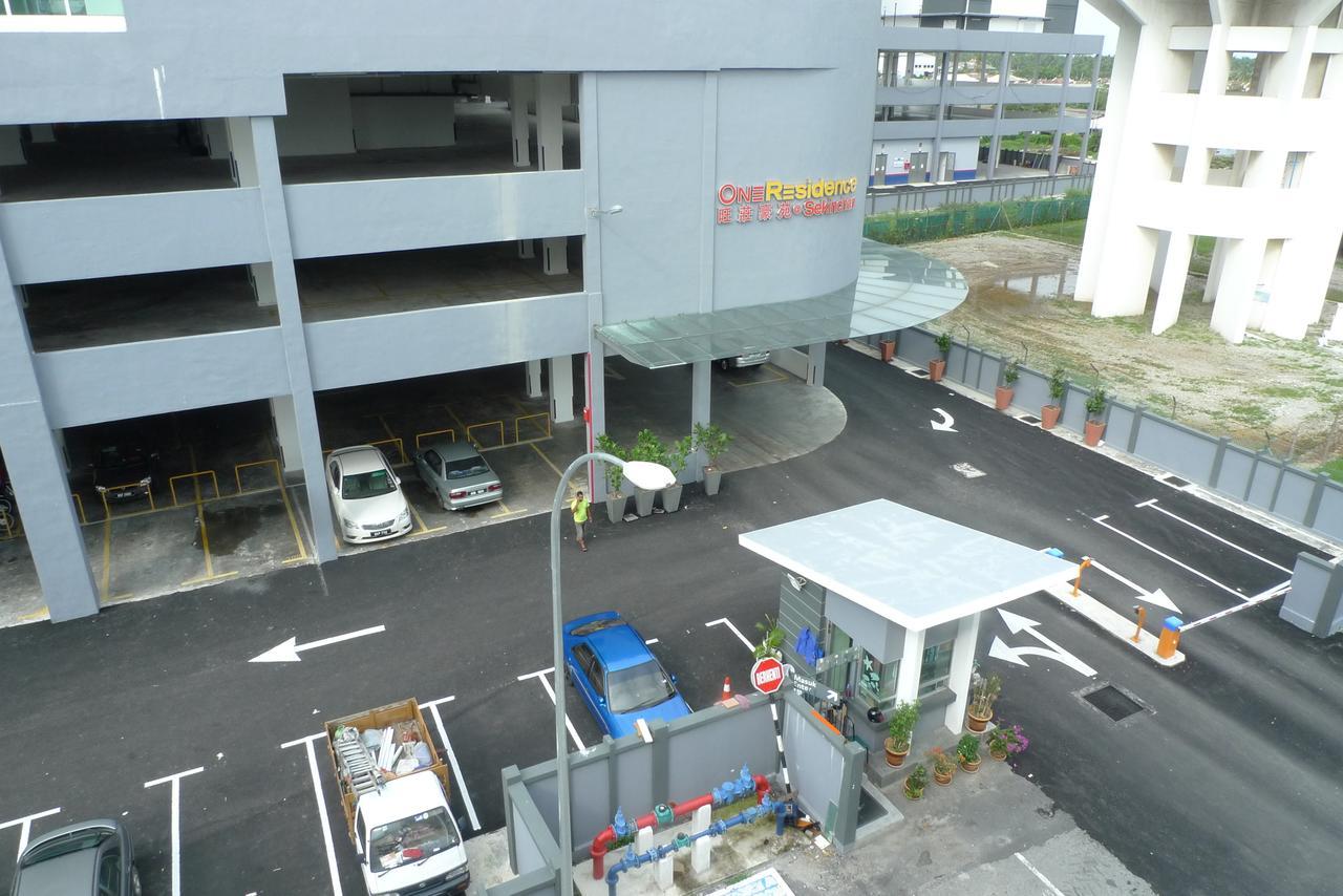 A+ Boutique Hotel Sekinchan Exterior foto